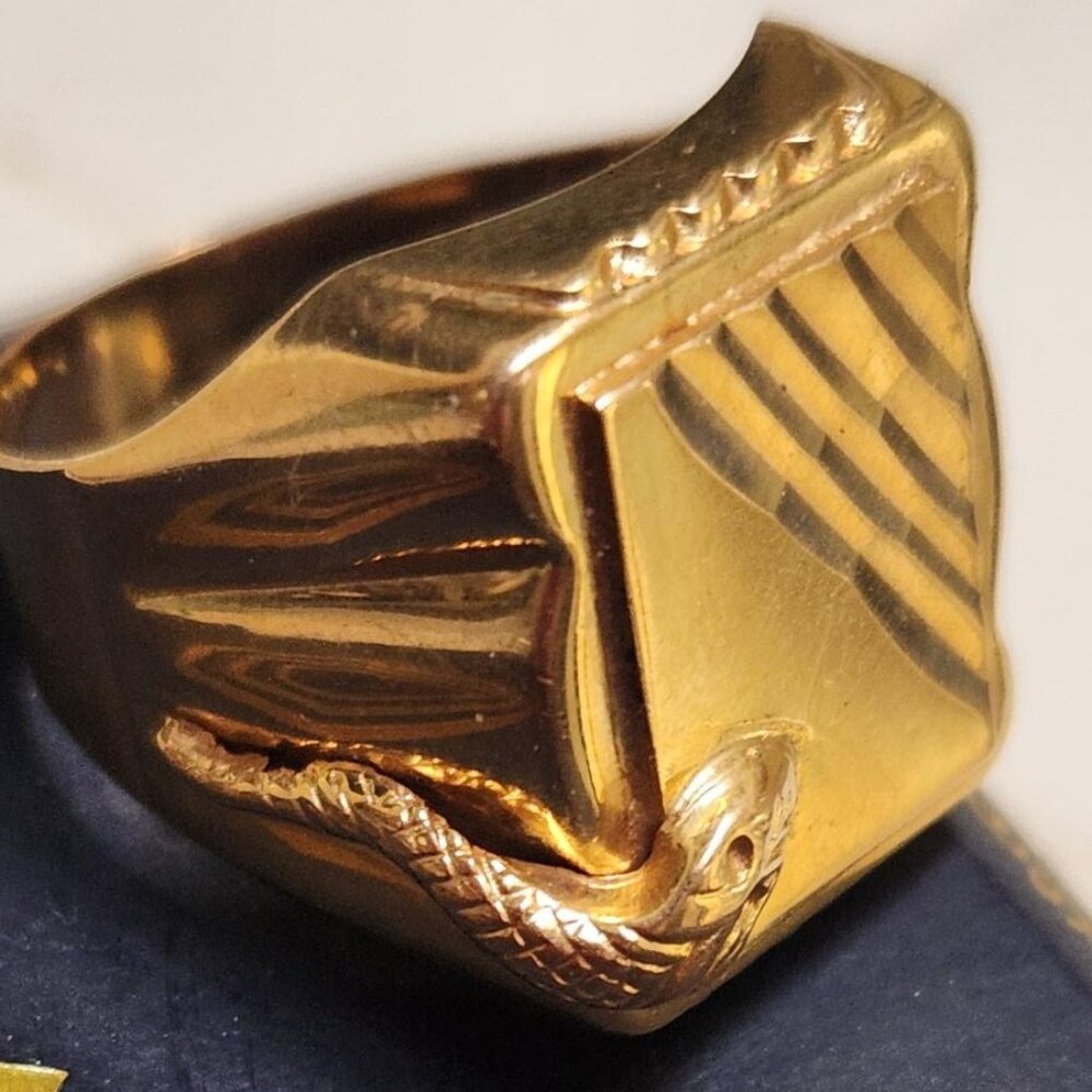 Vintage 14k Solid Gold Rectangular Signet Snake S… - image 1
